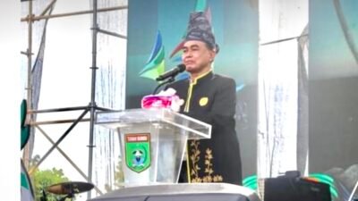 Bupati Zairullah Hadiri Puncak Event Budaya Maritim Mappanre Ri Tasie 2024